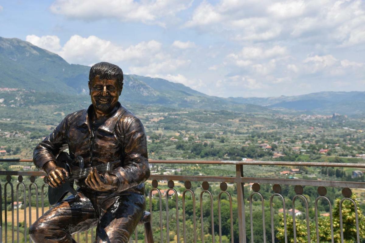 Ostello Della Gioventu Massimo Troisi Oliveto Citra Экстерьер фото